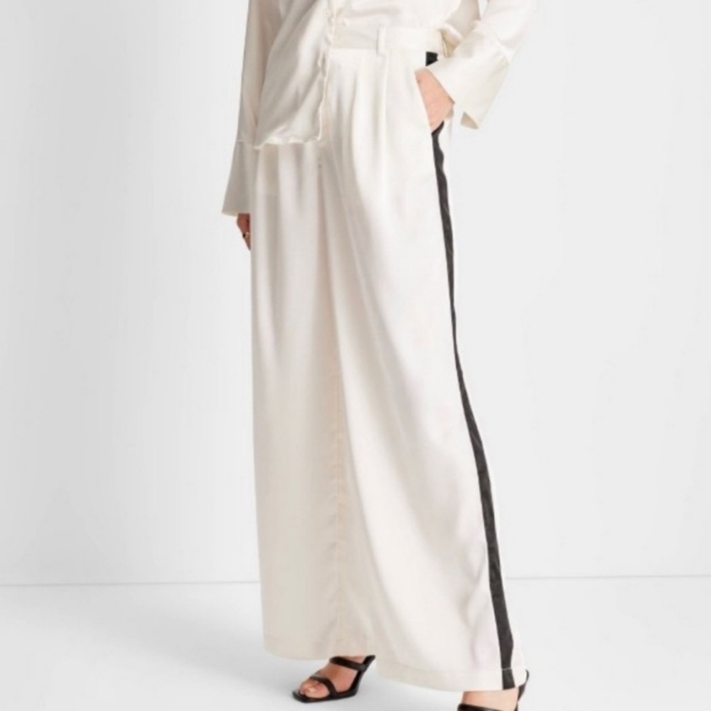 Kahlana Barfield Wide Leg Trousers Cream Size 3X